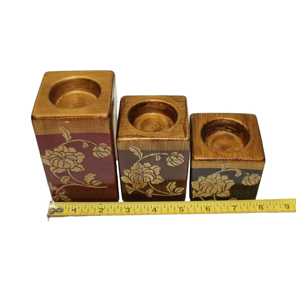 Interiors By Design Ceramic Tea Light Candle Holders with Plate Flowers
